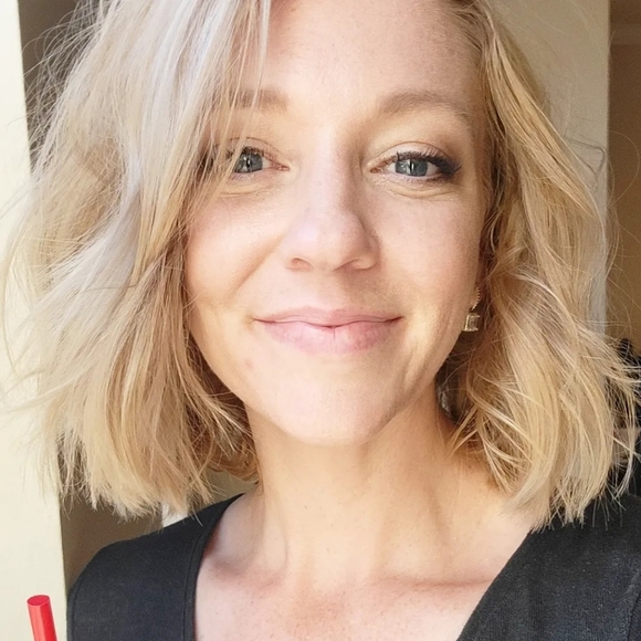 ❤️MEET THE POSHER❤️ - Picture 2 of 3